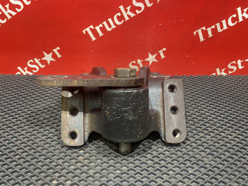 Кронштейн передней рессоры 2017г