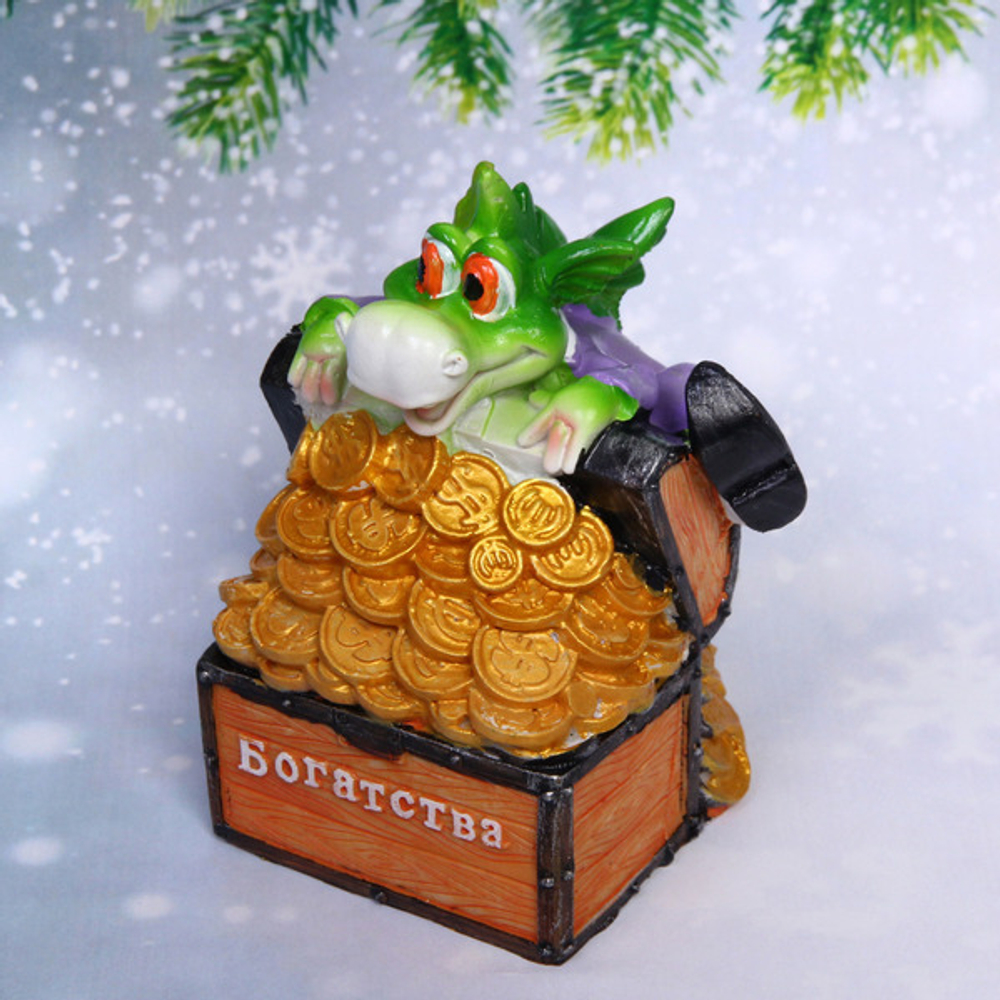 Фигурка «Дракон с кучей золота» 8,8*6,5*11 см, микс