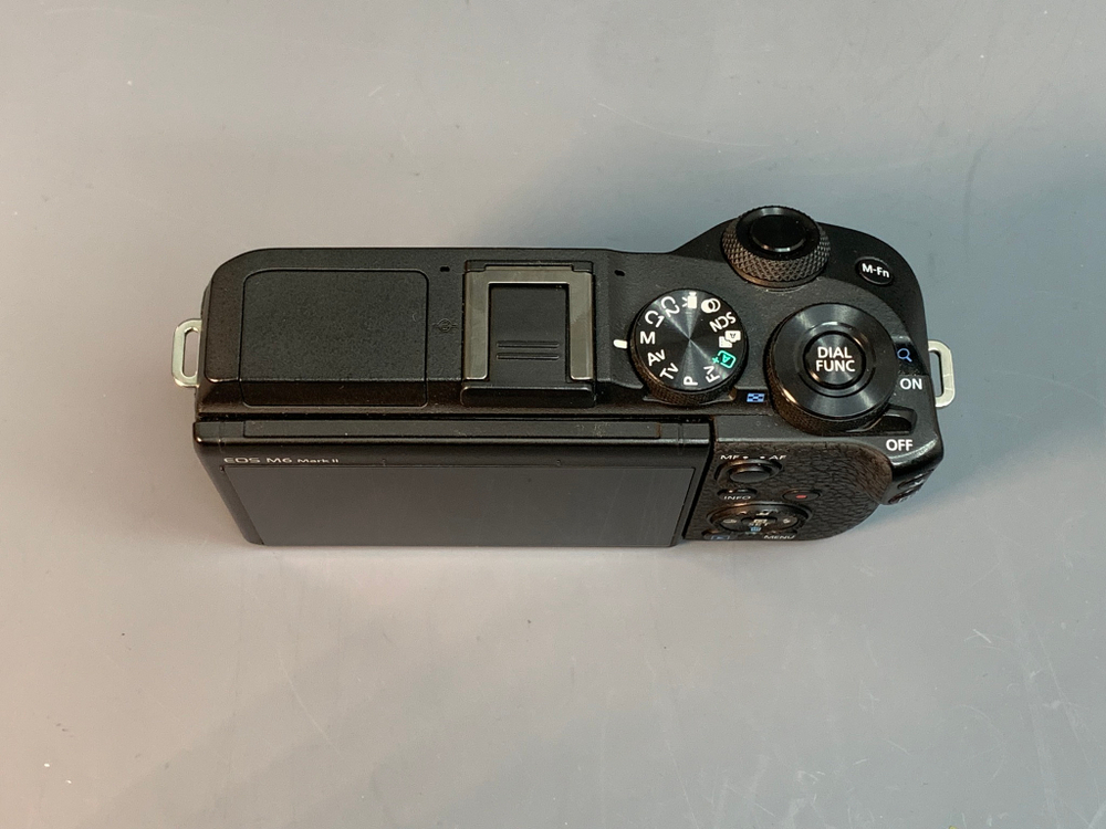 Canon EOS M6 Mark II