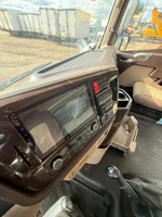 FAW JH6 6x4 Седельный тягач CA4250P25K15T1NE5A80 (Газовый, 12,5 л, 430 л.с., МТ)