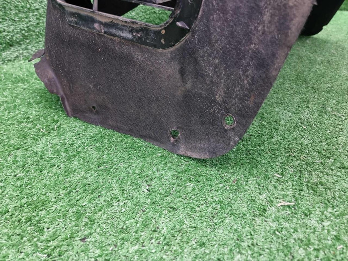 Подкрылок передний левый Porsche Cayenne 958 10-14