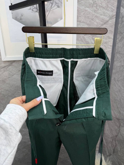 Льняной костюм Kiton