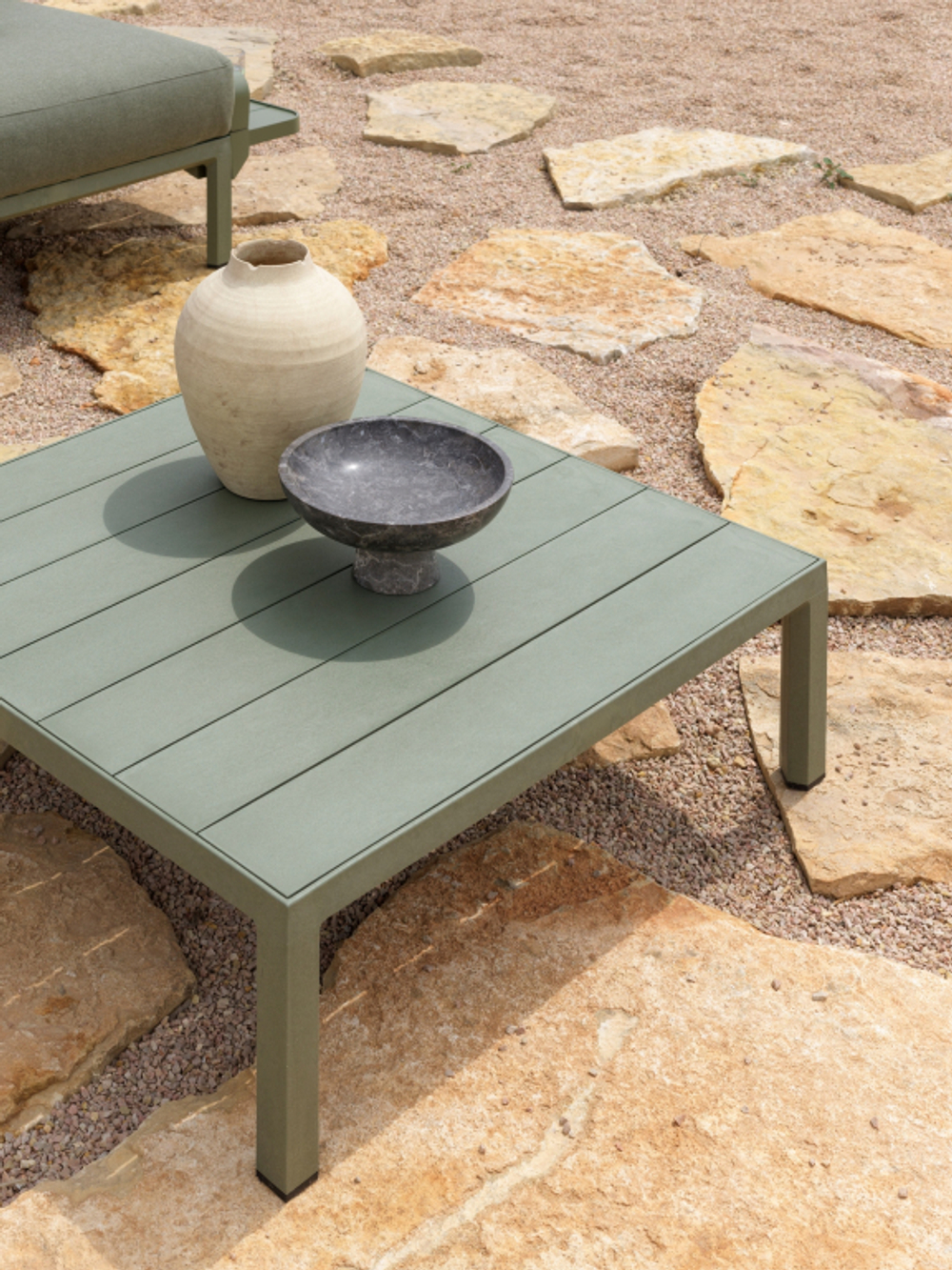 Столик пластиковый кофейный Nardi Maximo, кактус