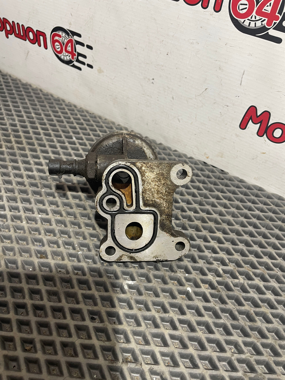 Крепление масляного фильтра CHEVROLET EPICA