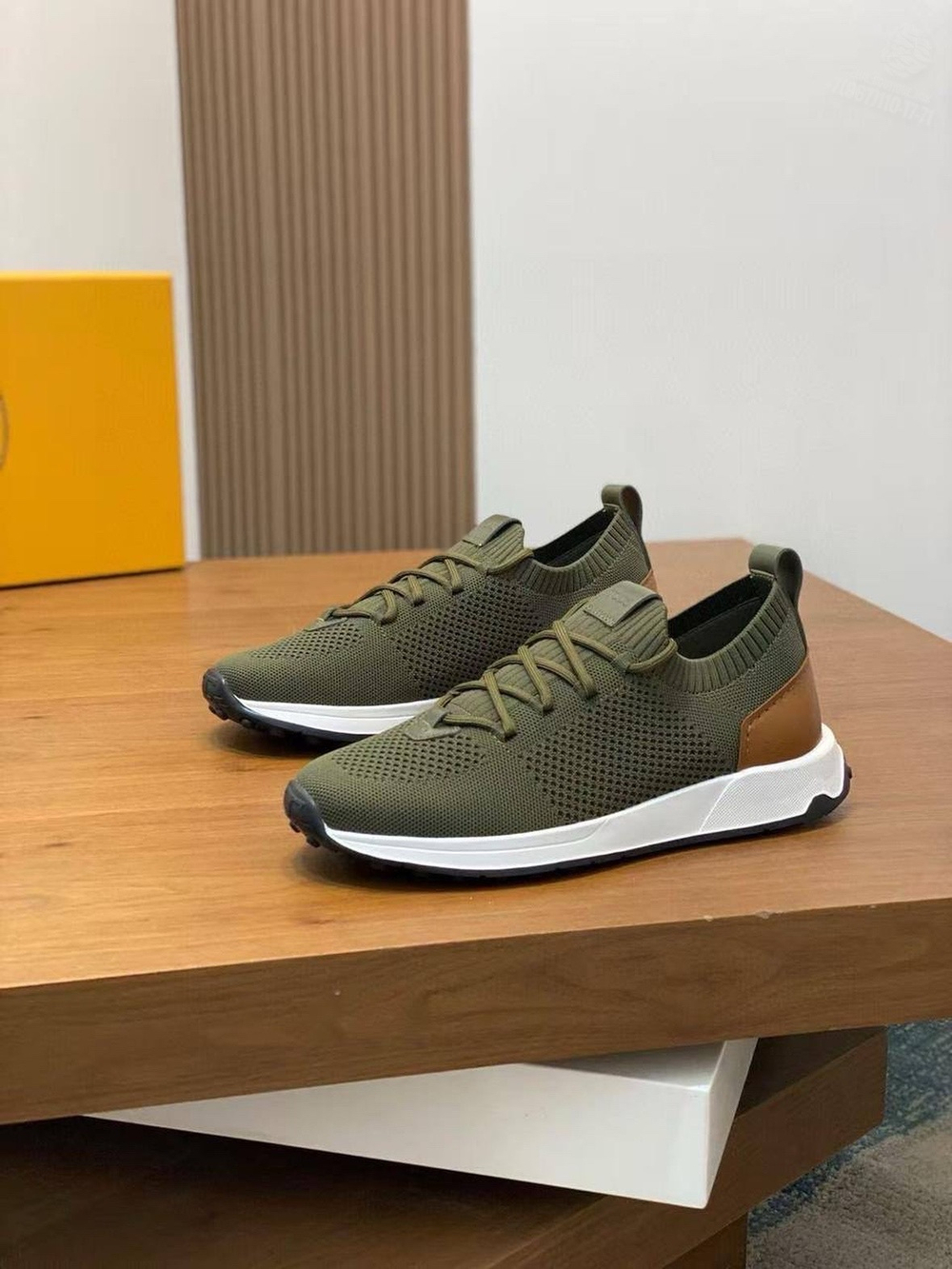 Кроссовки Tods