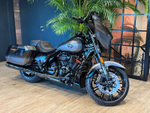 Harley-Davidson CVO Street Glide 121 (Raven Fade) 2025