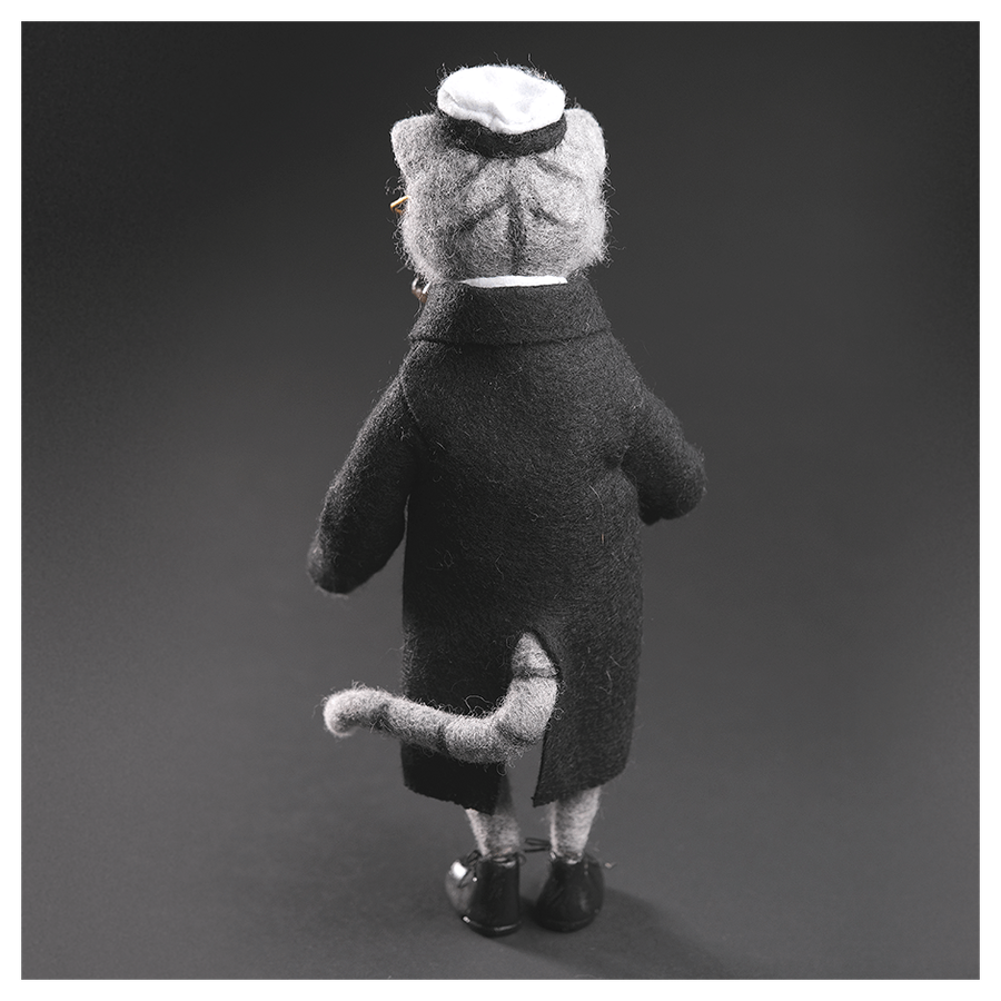 Валяная игрушка «Кот Адмирал»