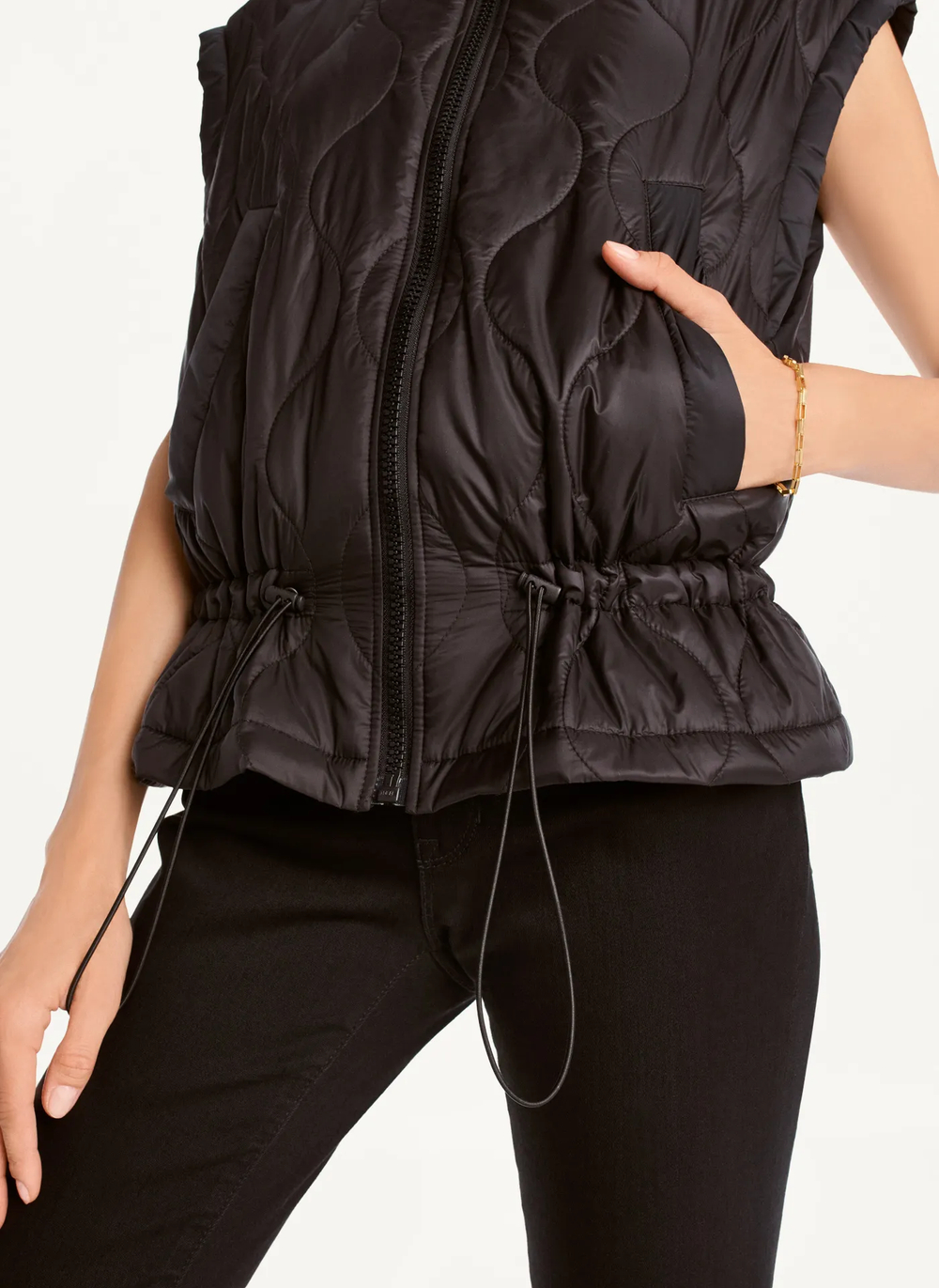 Женский жилет DKNY Quilted Cropped