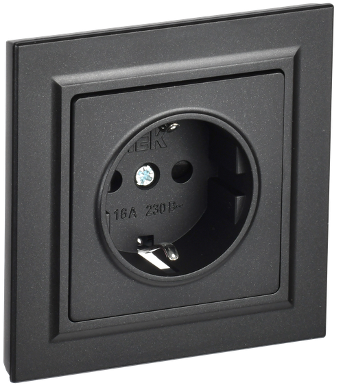 BRITE Розетка 1-местная с заземлением с защитными шторками 16А в сборе РСР14-1-0-БрЧ черный IEK