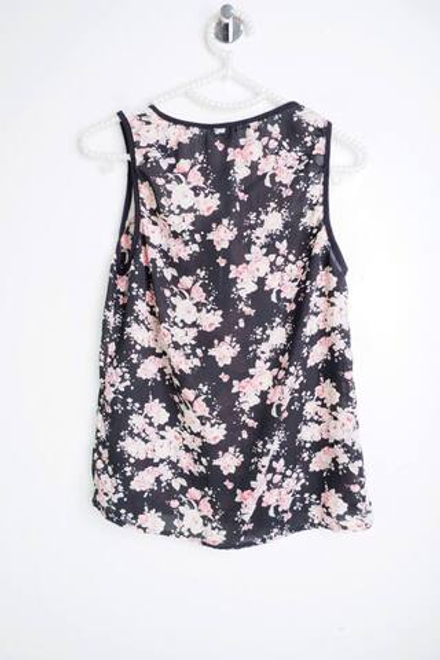 Топ Tally Weijl с цветочным принтом, маркировка 38, визуально на 44 размер