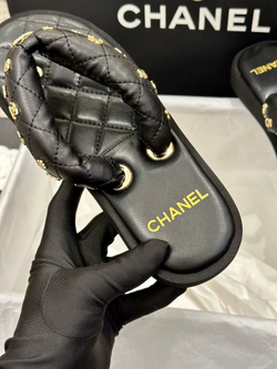 Chanel Slides