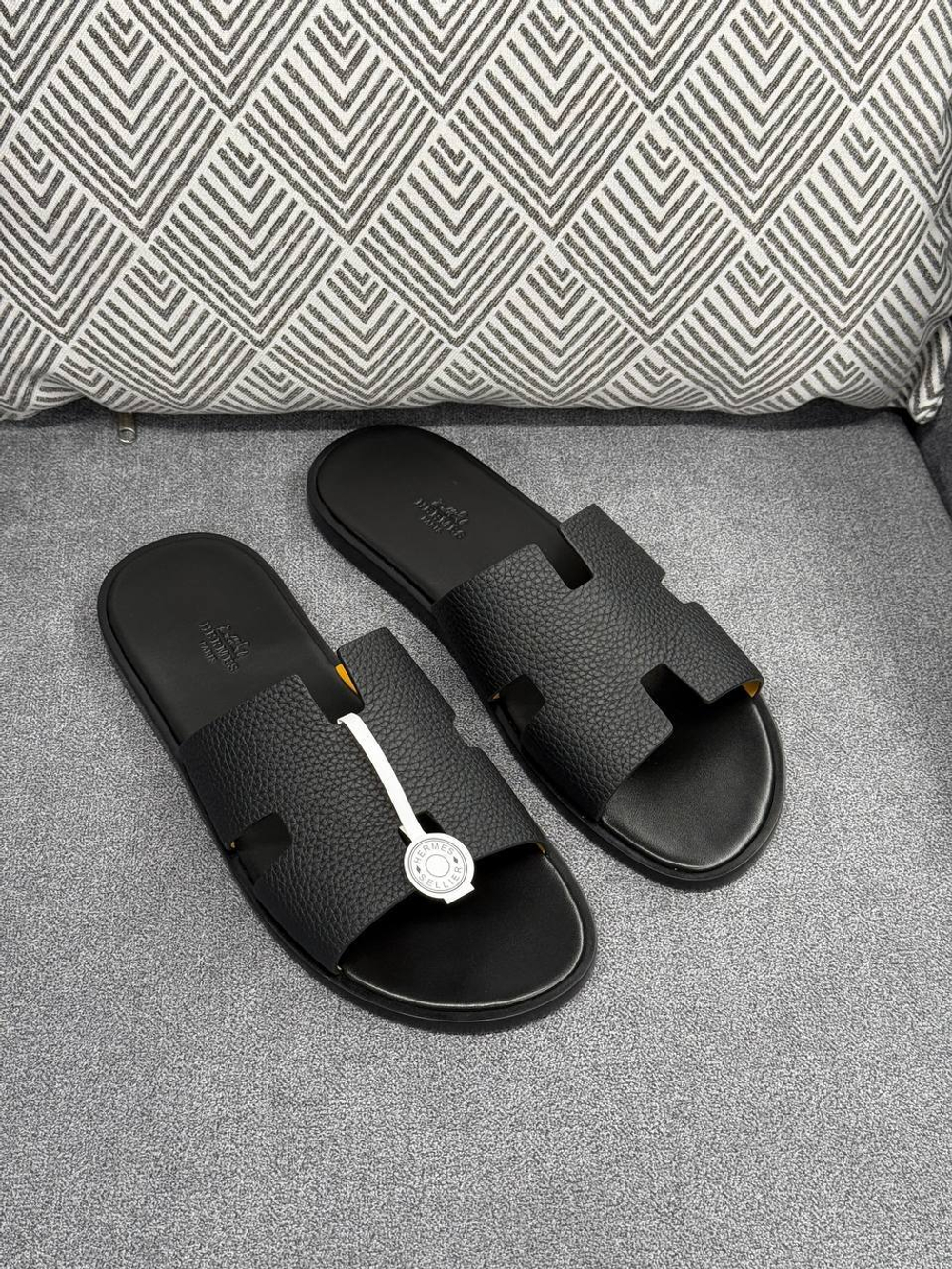 Шлепанцы Hermes