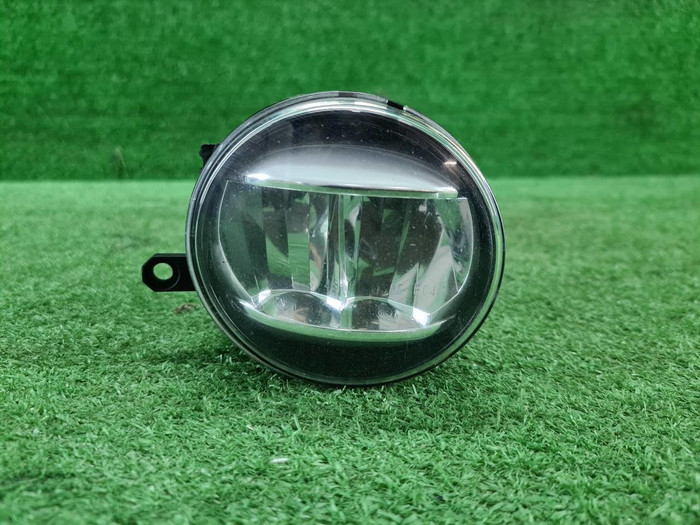 ПТФ правая Toyota Land Cruiser Prado 150 (17-н.в.)