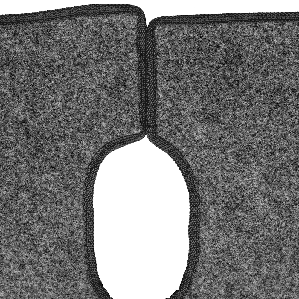 Ковры MERCEDES Actros MP3 (автомат) с шахтой (экокожа, черный, черный кант, зеленая вышивка)