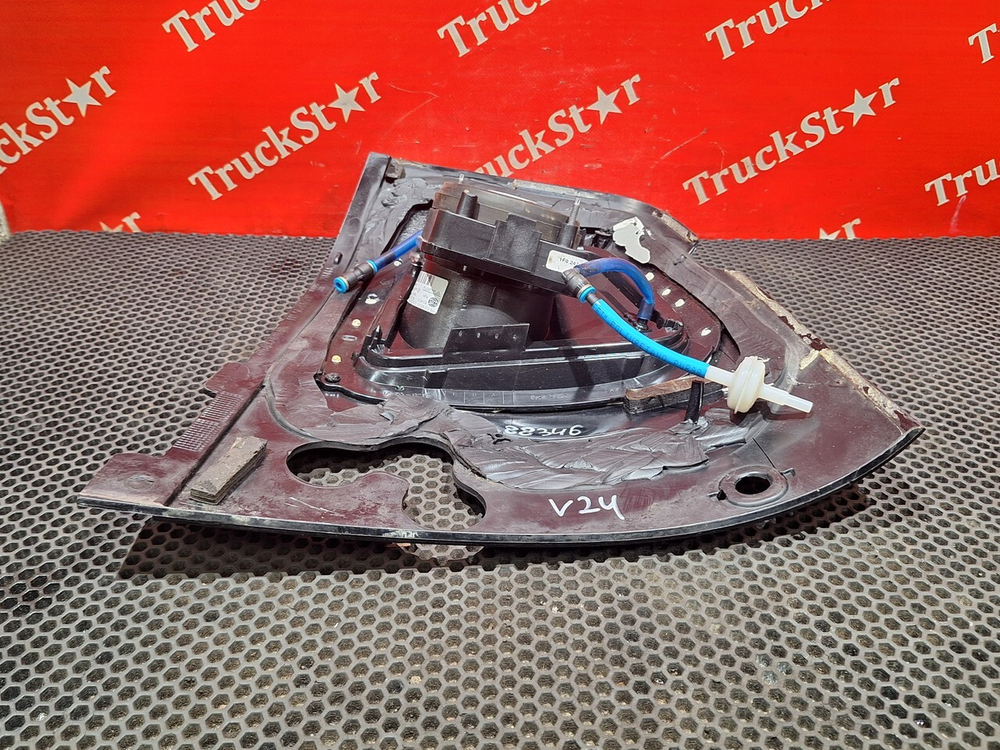 Фара противотуманная верхняя правая 2019г