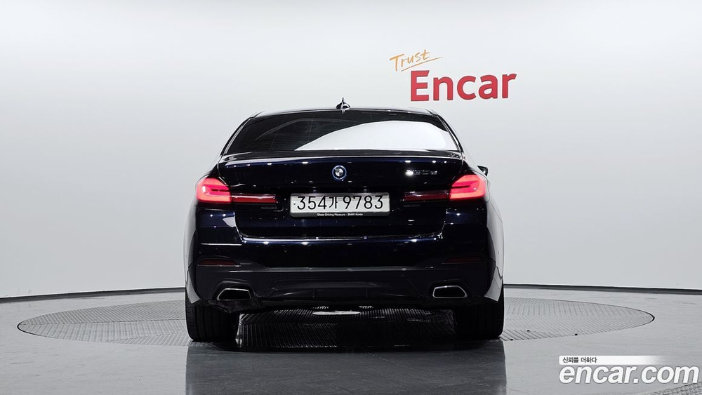 BMW 5 Series (G30) 530e M Sports (01.2022)