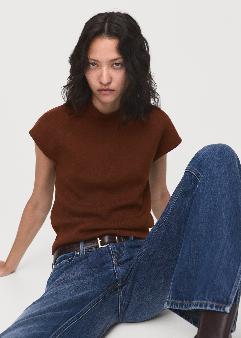 Джемпер из тонкого трикотажа с короткими рукавами