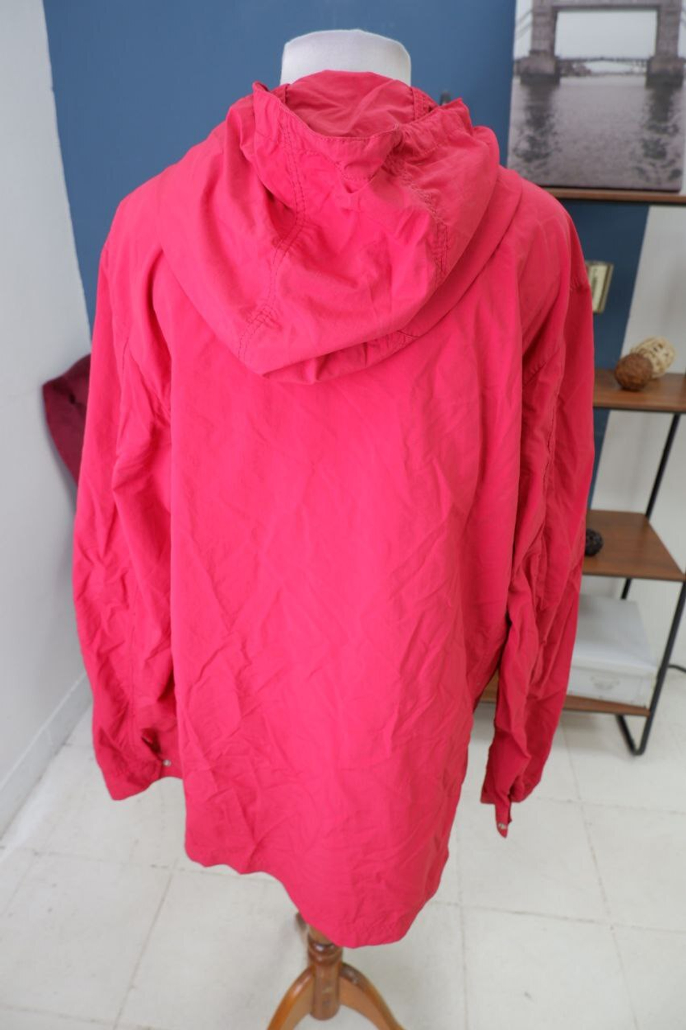 Куртка O'stin  легкая 52 размер