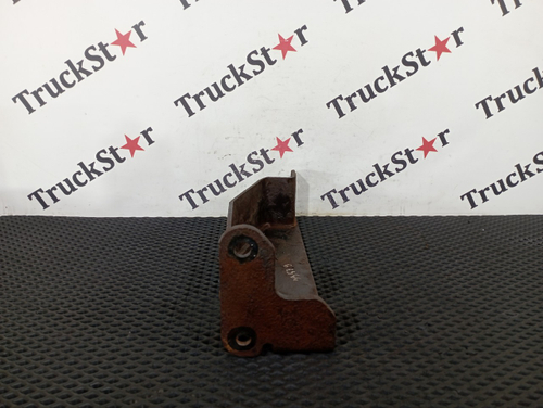 Кронштейн подножки левый 2017г.