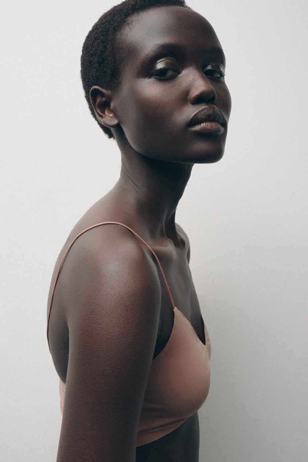 ZARA ТРУСЫ-ТАНГА ИЗ ПОЛИАМИДА, БЕЖЕВЫЙ