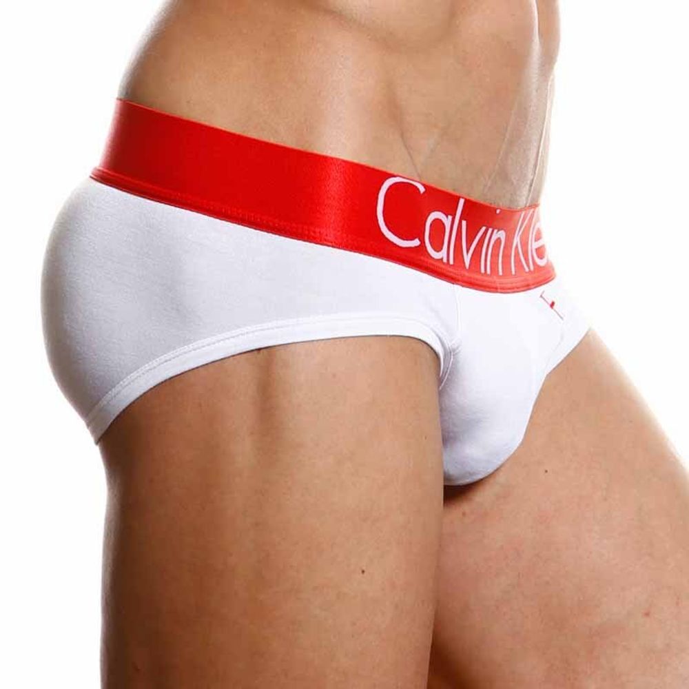 Мужские трусы брифы белые с красной резинкой (Модал)  Calvin Klein England