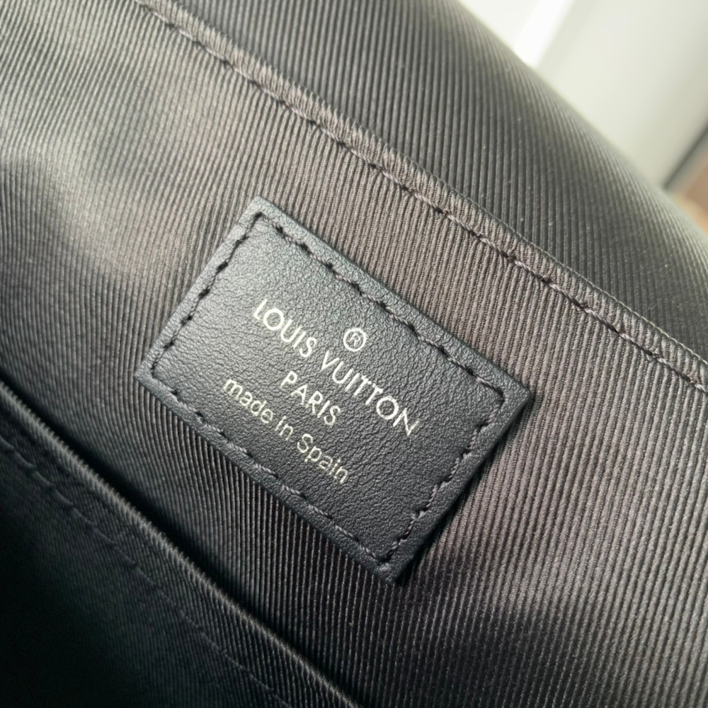 Louis Vuitton District PM Messenger Bag