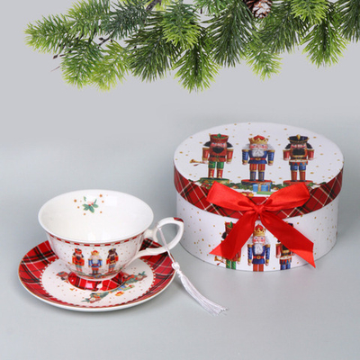 Чайная пара керамическая «Щелкунчик» (кружка 220мл+блюдце) в подарочной коробке