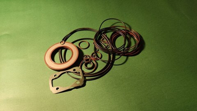 Комплект уплотнений и сальник для насоса Rexroth A4VG140