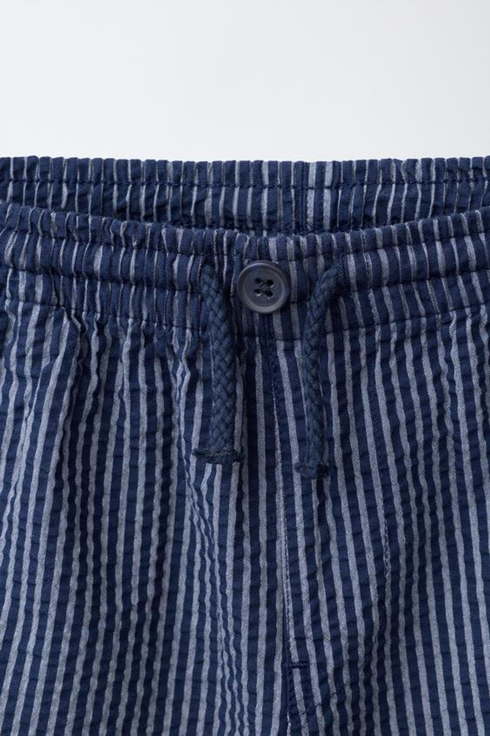 ZARA БРЮКИ SEERSUCKER В ПОЛОСКУ, МОРСКОЙ СИНИЙ