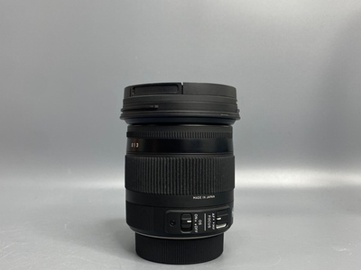 Sigma 17-70mm 2.8-4 DC
