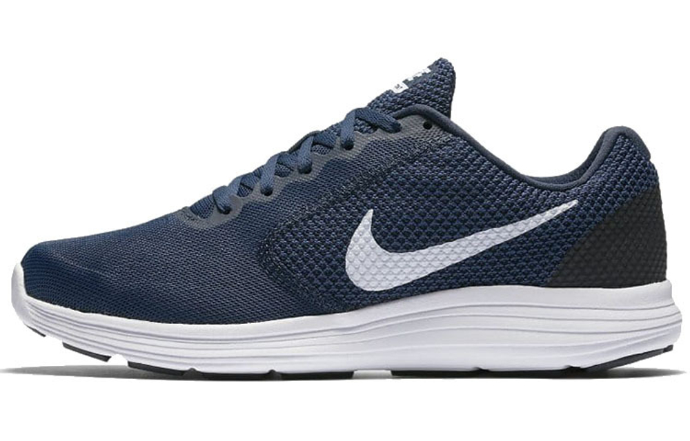 Кроссовки Nike Revolution 3