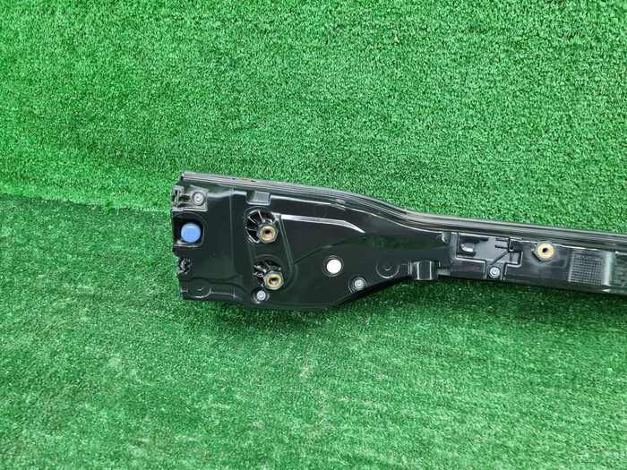 Фонарь крышки багажника Porsche Macan 95b (18-21)