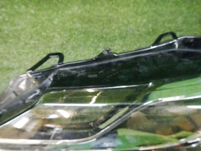 Стекло фары левое Toyota Camry xv70 (2020-н.в.)