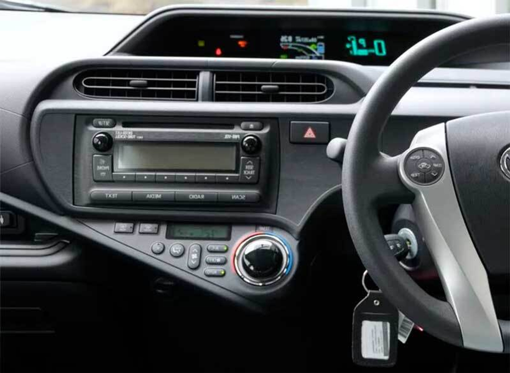 Topway TS7 1+16GB 8 ядер для Toyota Aqua 2011-2017 (прав)