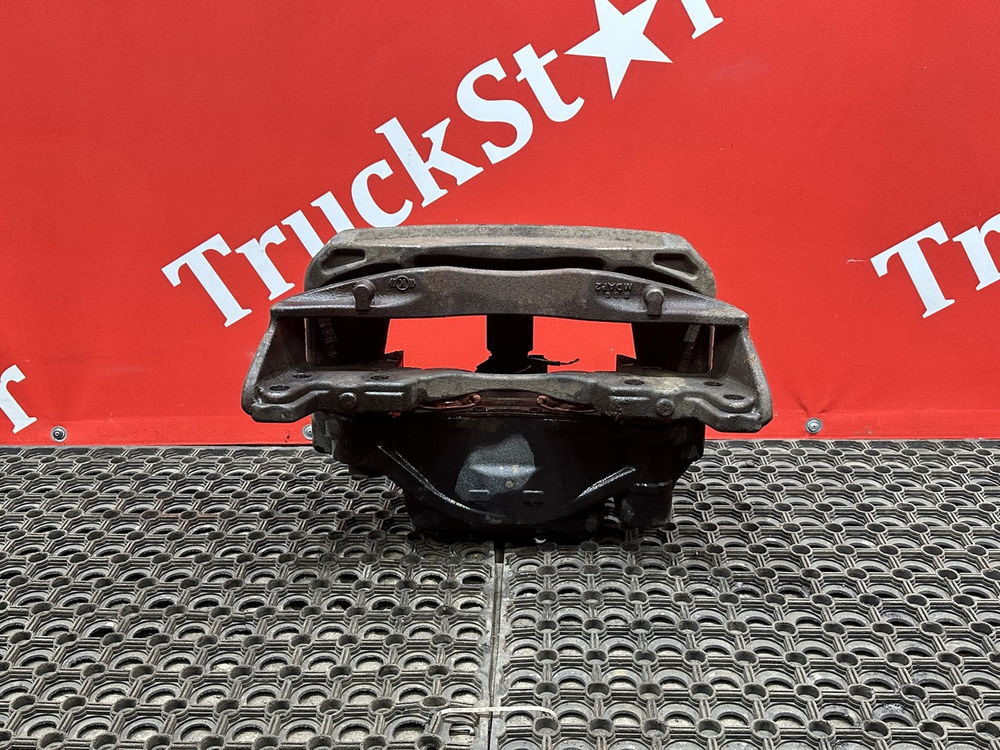 Суппорт передний левый 2023г.