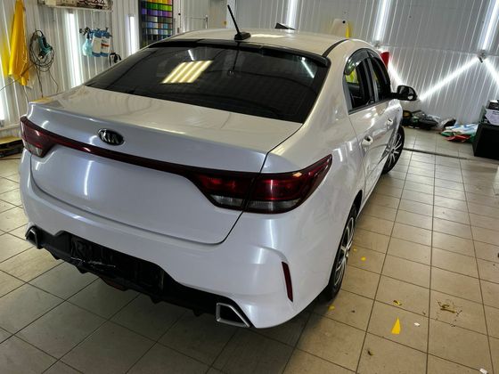 Перламутровая пленка белый глянец Shell White Gloss Carbins