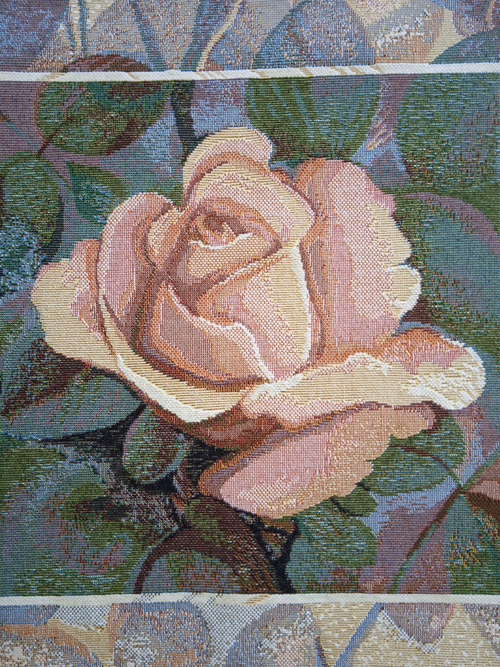 Декоративный гобеленовый чехол Роза в квадрате 47х47