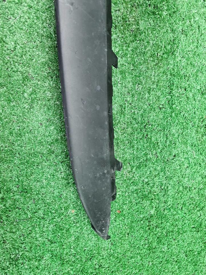 Накладка бампера правая Porsche Panamera 971 20-24