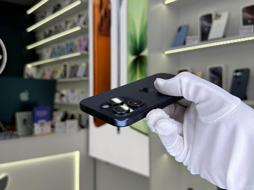 iPhone 15 Pro, 256 ГБ, SIM + eSIM б/у