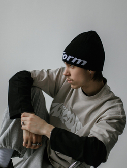 Шапка UNIFORM Sport Classic черный