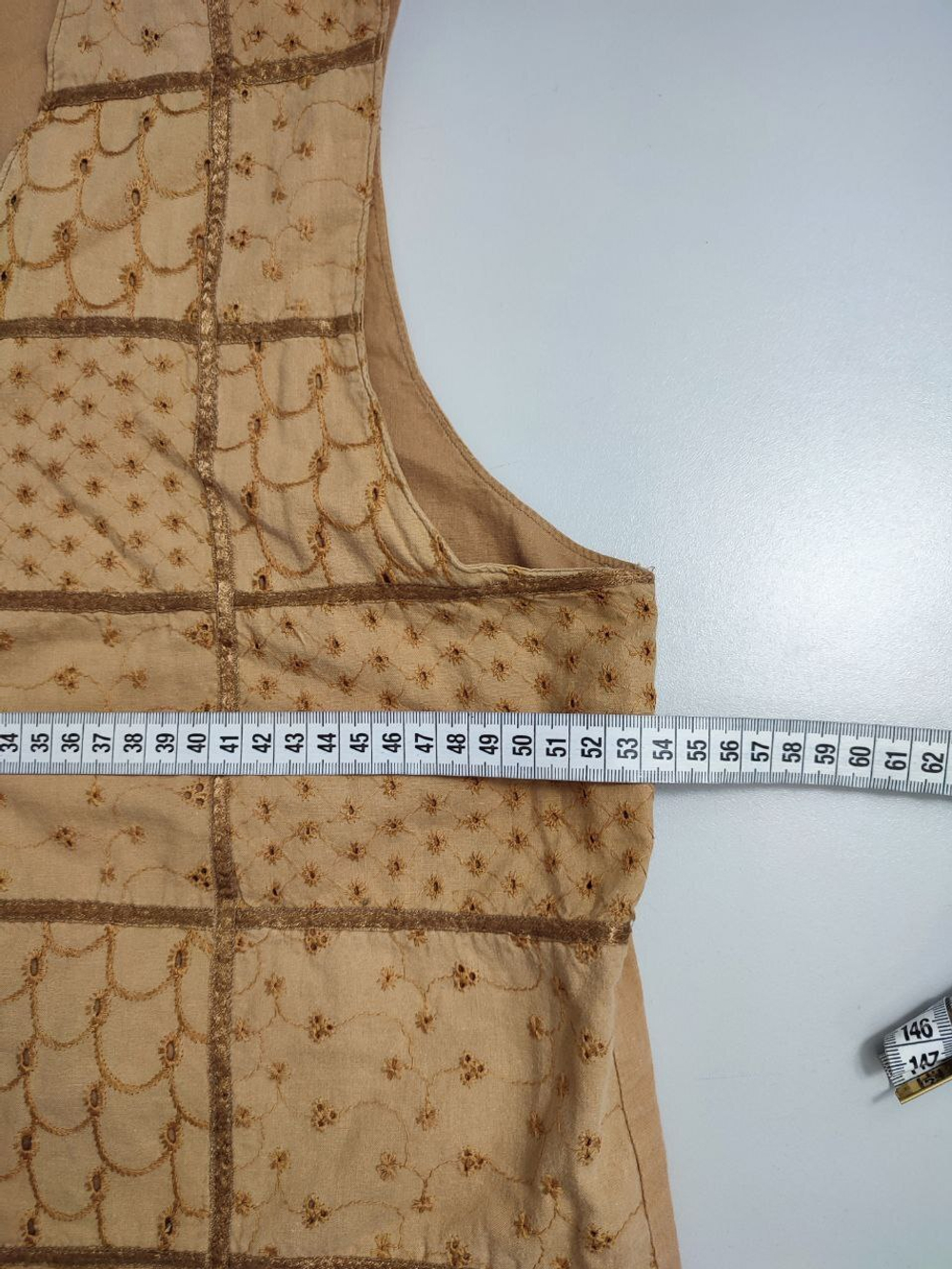 Жилет красивый 44-46 размер