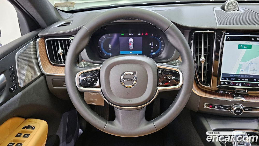 Volvo XC60 2 Generation B6 Ultimate Bright (09.2023)