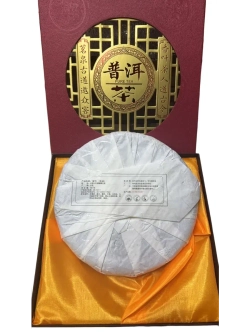 Чай Пуэр зеленый крупнолистовой 2018 год, 357 г