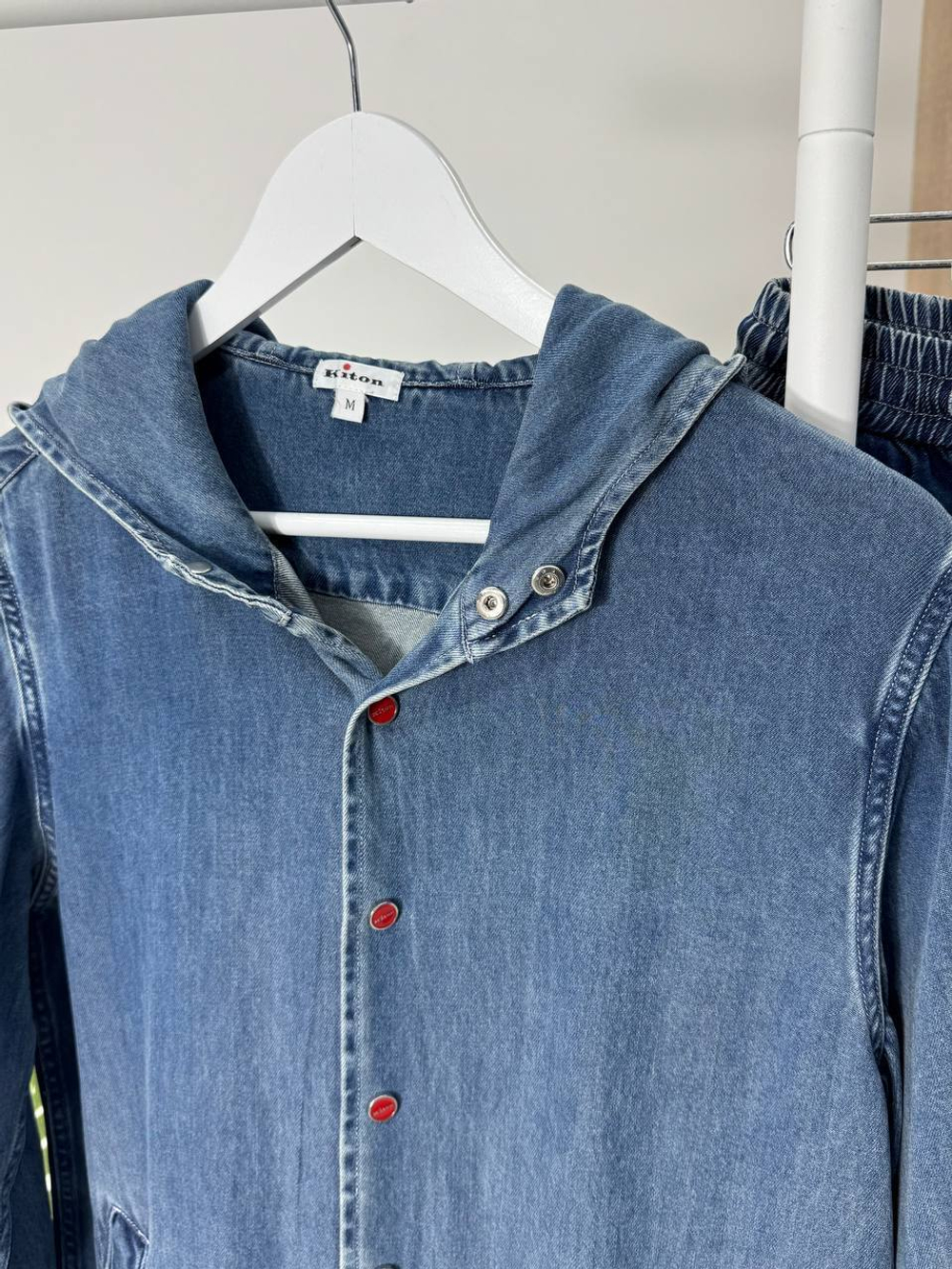 Прогулочный костюм Kiton