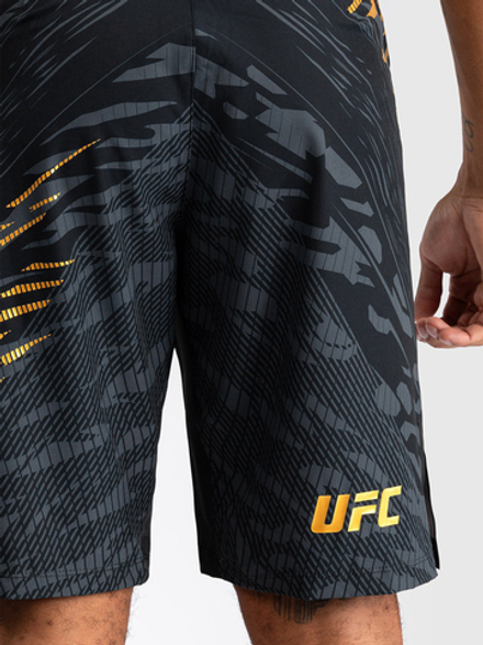 Шорты ММА UFC Fusion by Venum Authentic Fight Night Long Black/Gold