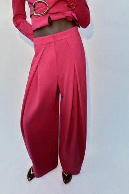 ZARA БРЮКИ С ШИРОКИМИ ШТАНИНАМИ И ЗАЩИПАМИ, ЦВЕТ ФУКСИИ