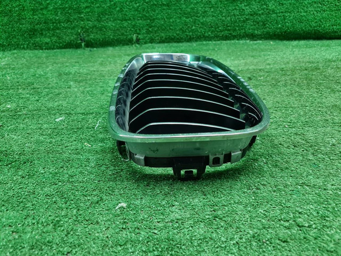 Решетка радиатора левая BMW 3er F34 (2013-2019)