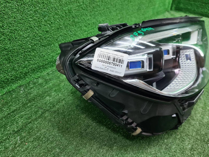 Фара правая Mercedes S W223 (20-нв) Digital Light