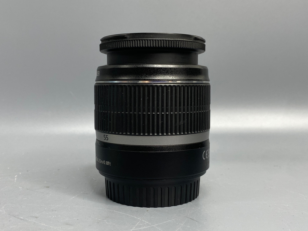 Canon EF-S 18-55mm 3.5-5.6 IS