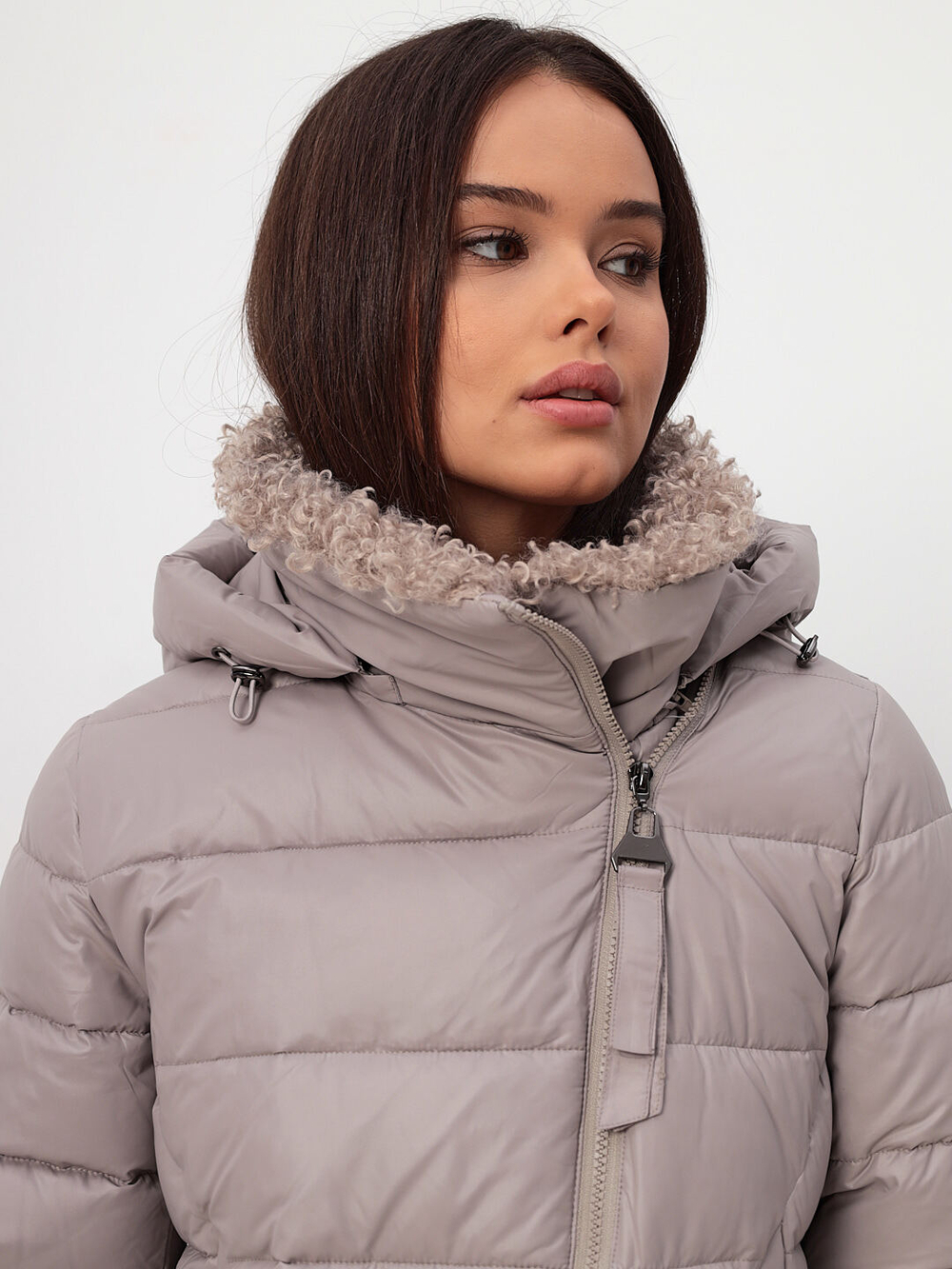 Куртка зимняя в цвете капучино